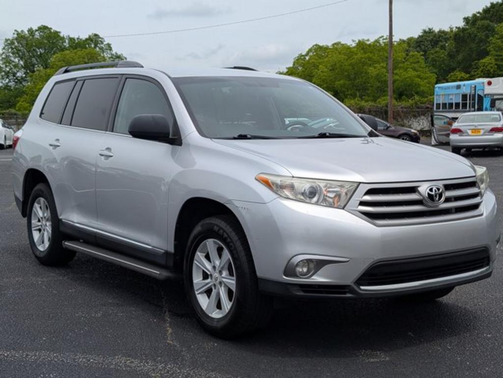 2013 Toyota Highlander photo