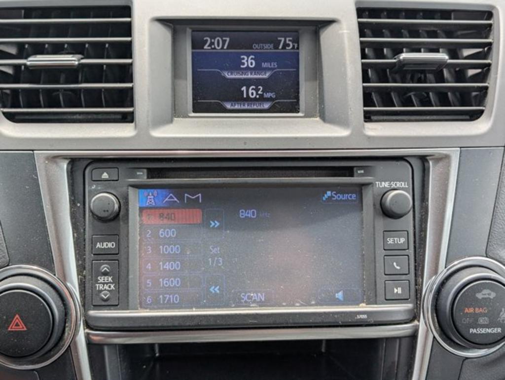 2013 Toyota Highlander photo