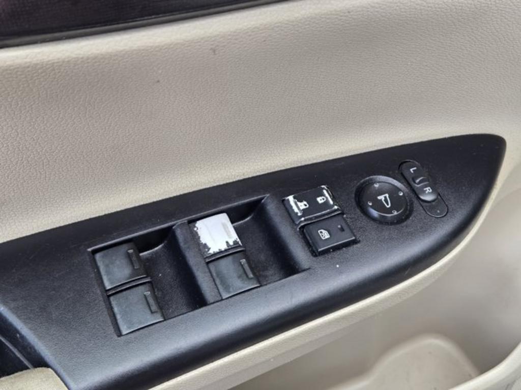 2015 Honda Accord - $12,995