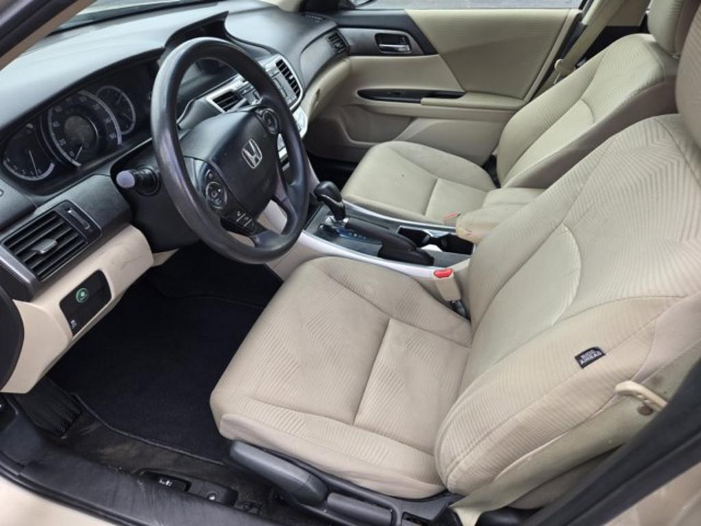 2015 Honda Accord - $12,995