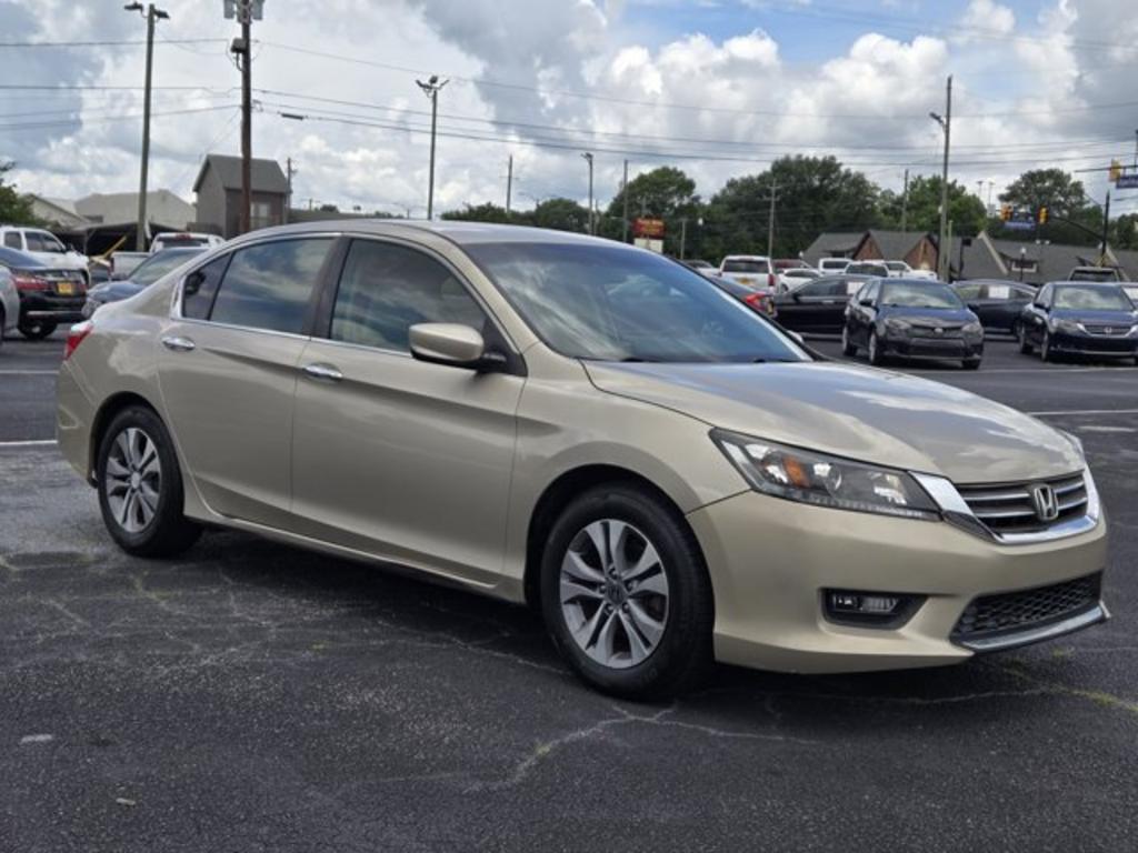 2015 Honda Accord - $12,995
