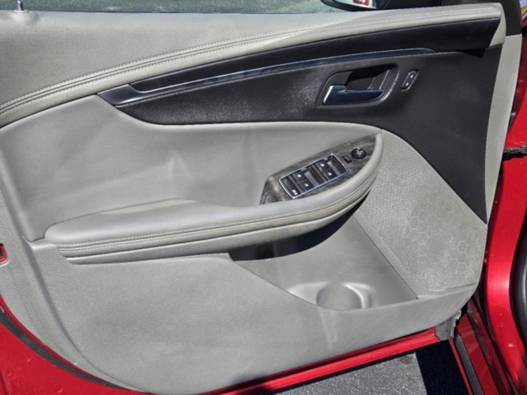 2015 Chevrolet Impala  photo