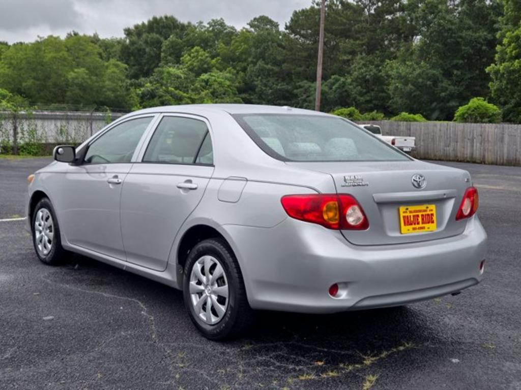 2009 Toyota Corolla - $9,995
