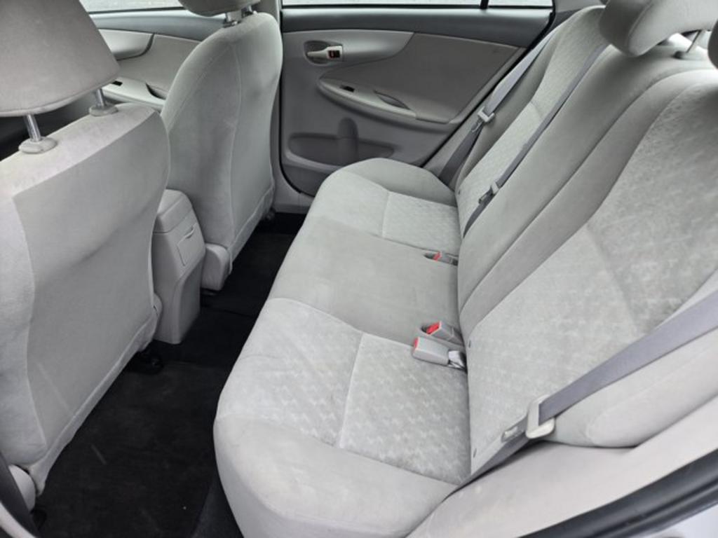2009 Toyota Corolla - $9,995