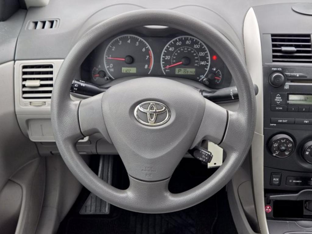 2009 Toyota Corolla - $9,995