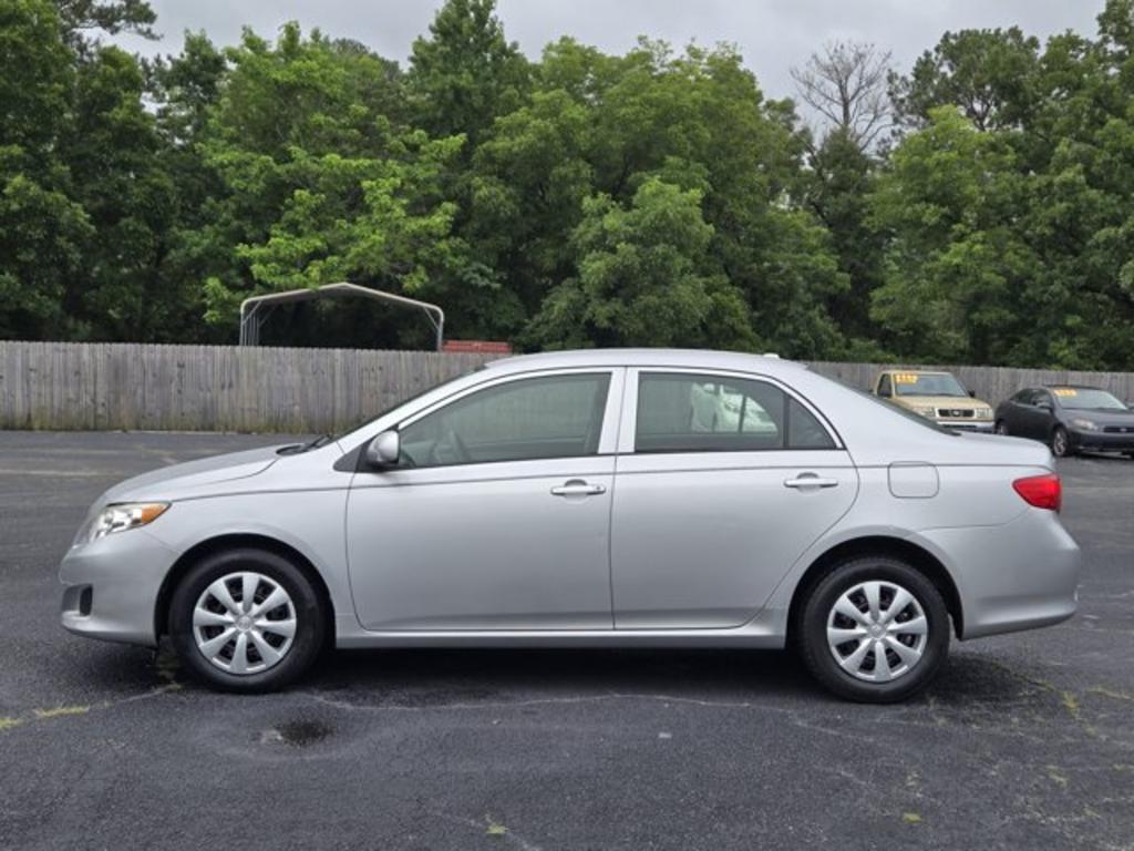 2009 Toyota Corolla - $9,995