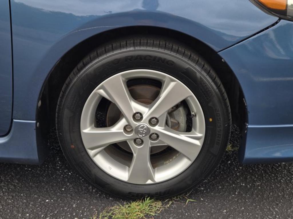 2013 Toyota Corolla - $11,995
