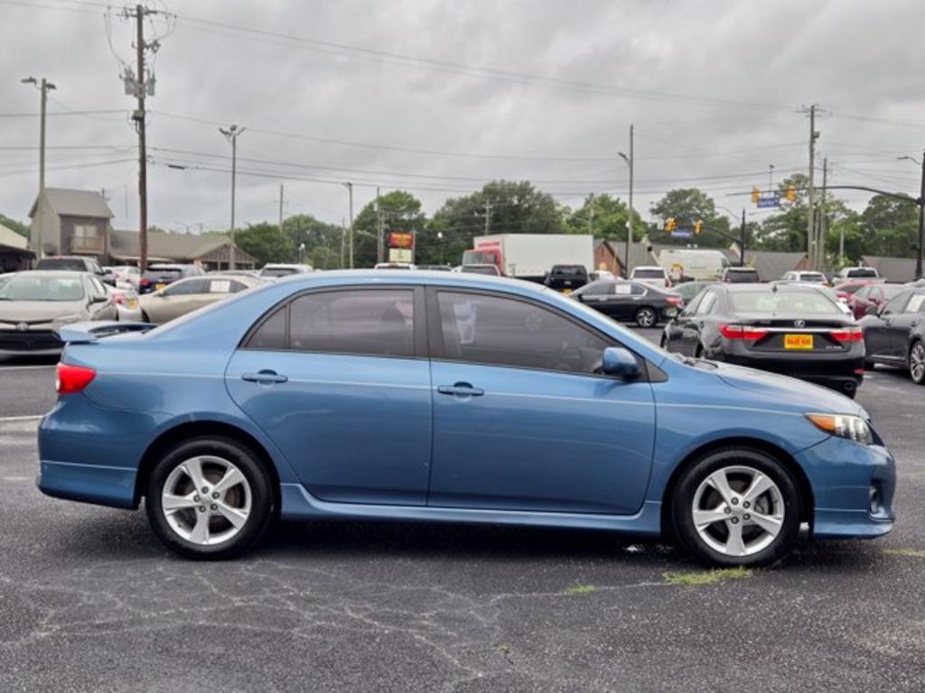 2013 Toyota Corolla - $11,995