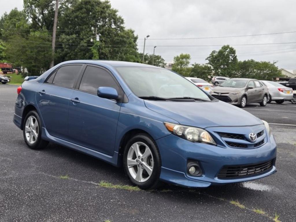 2013 Toyota Corolla - $11,995