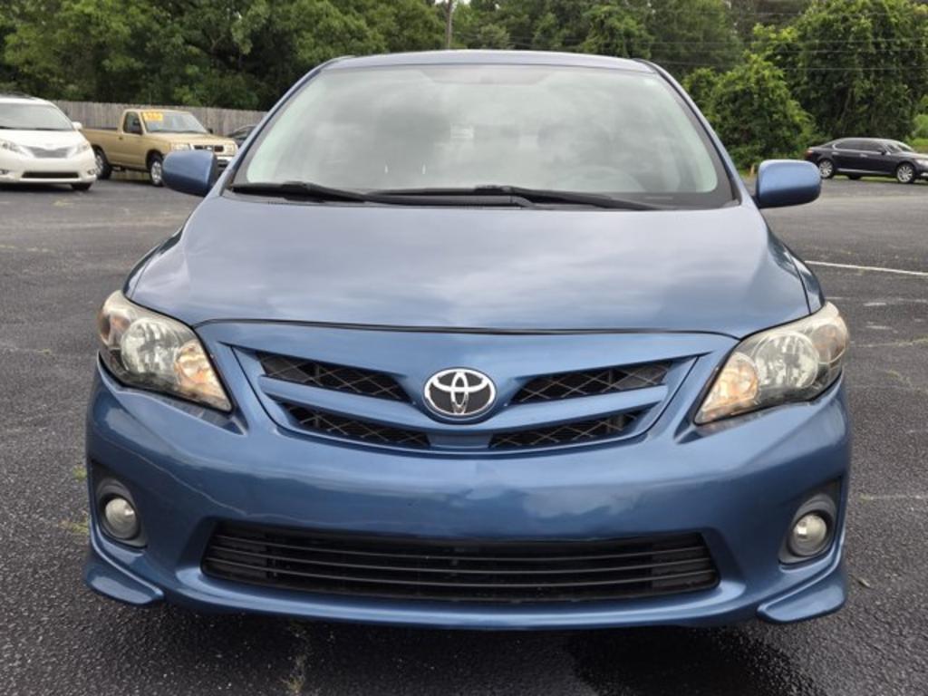 2013 Toyota Corolla - $11,995