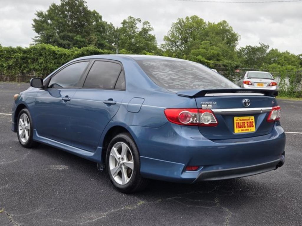 2013 Toyota Corolla - $11,995
