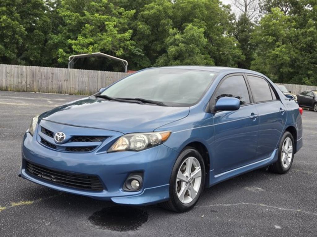 2013 Toyota Corolla - $11,995