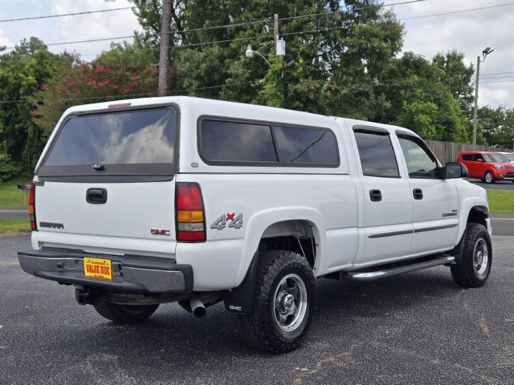 2004 GMC Sierra 2500 - $13,995