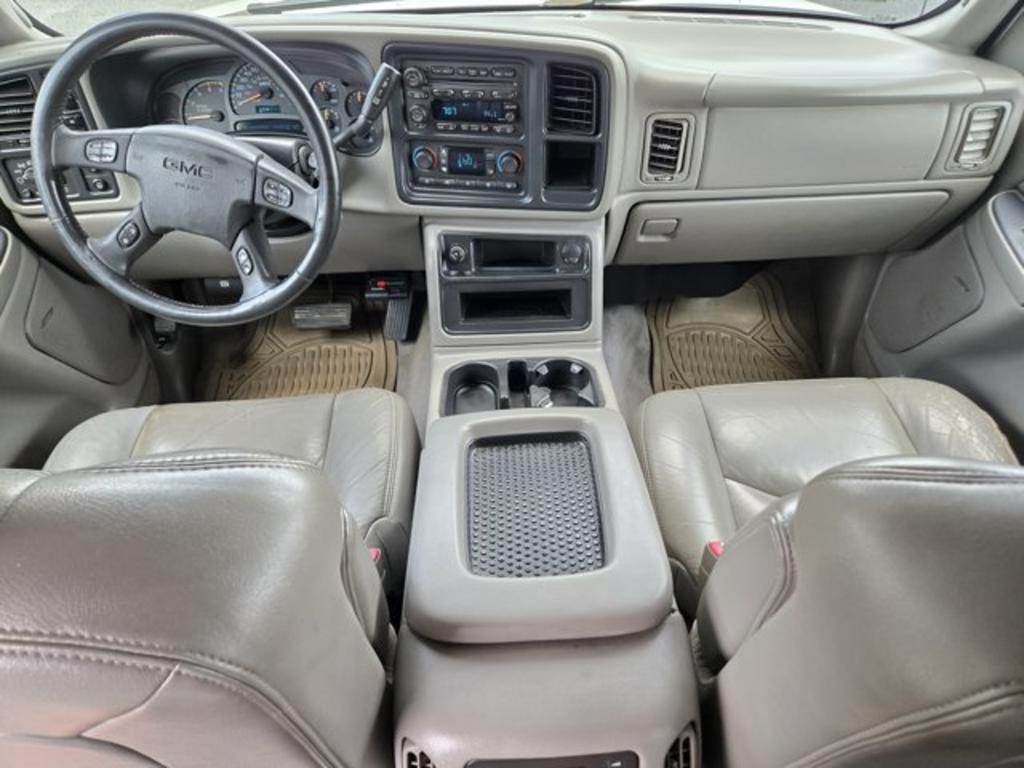 2004 GMC Sierra 2500 - $13,995