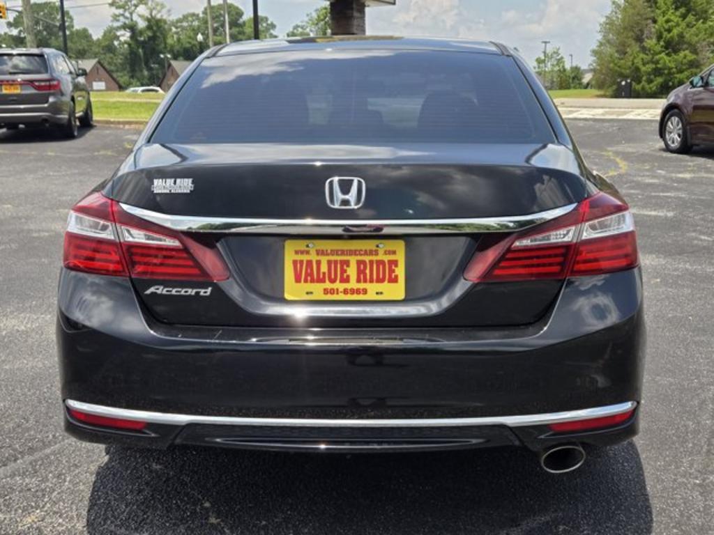 2017 Honda Accord - $12,995