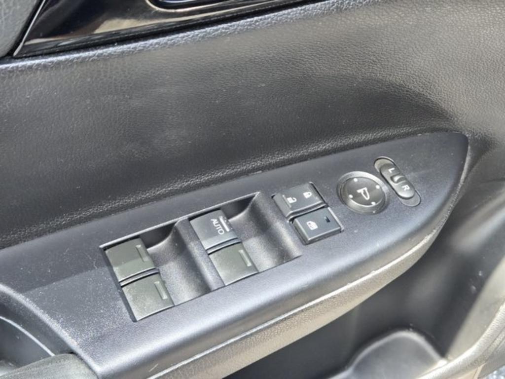 2017 Honda Accord - $12,995