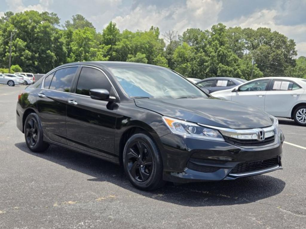 2017 Honda Accord - $12,995