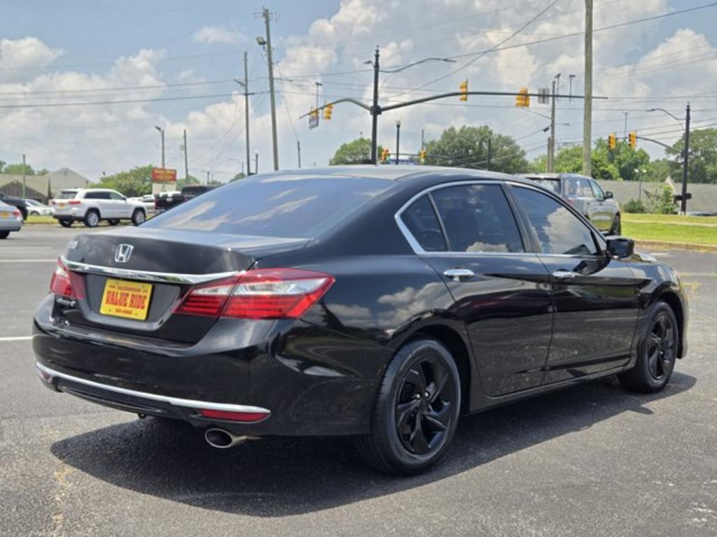 2017 Honda Accord - $12,995