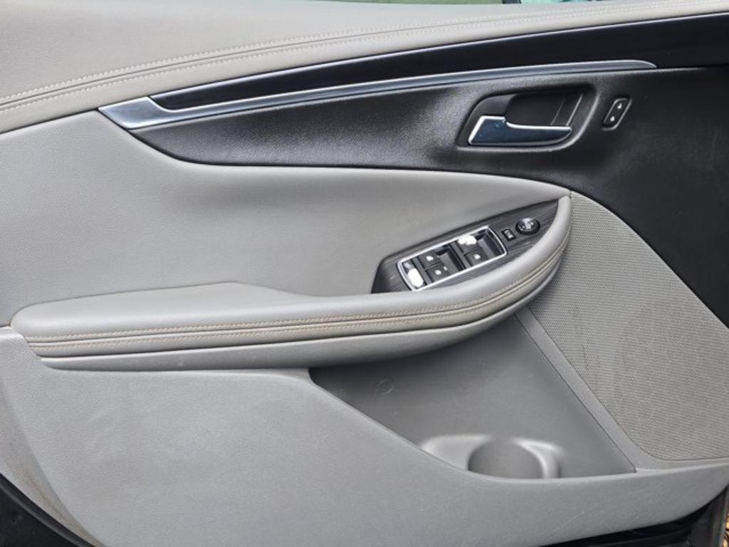 2018 Chevrolet Impala  photo