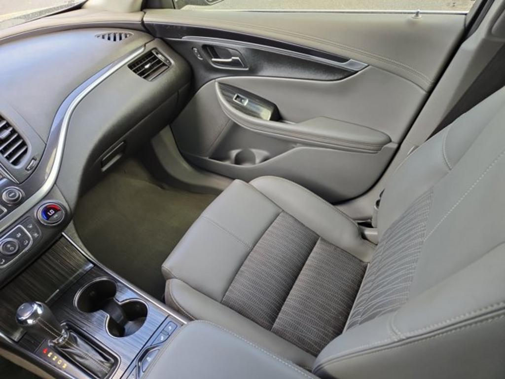 2018 Chevrolet Impala  photo