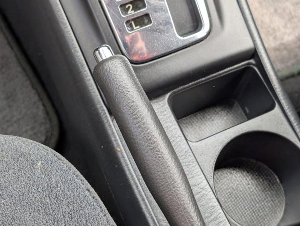 2003 Toyota Corolla CE photo
