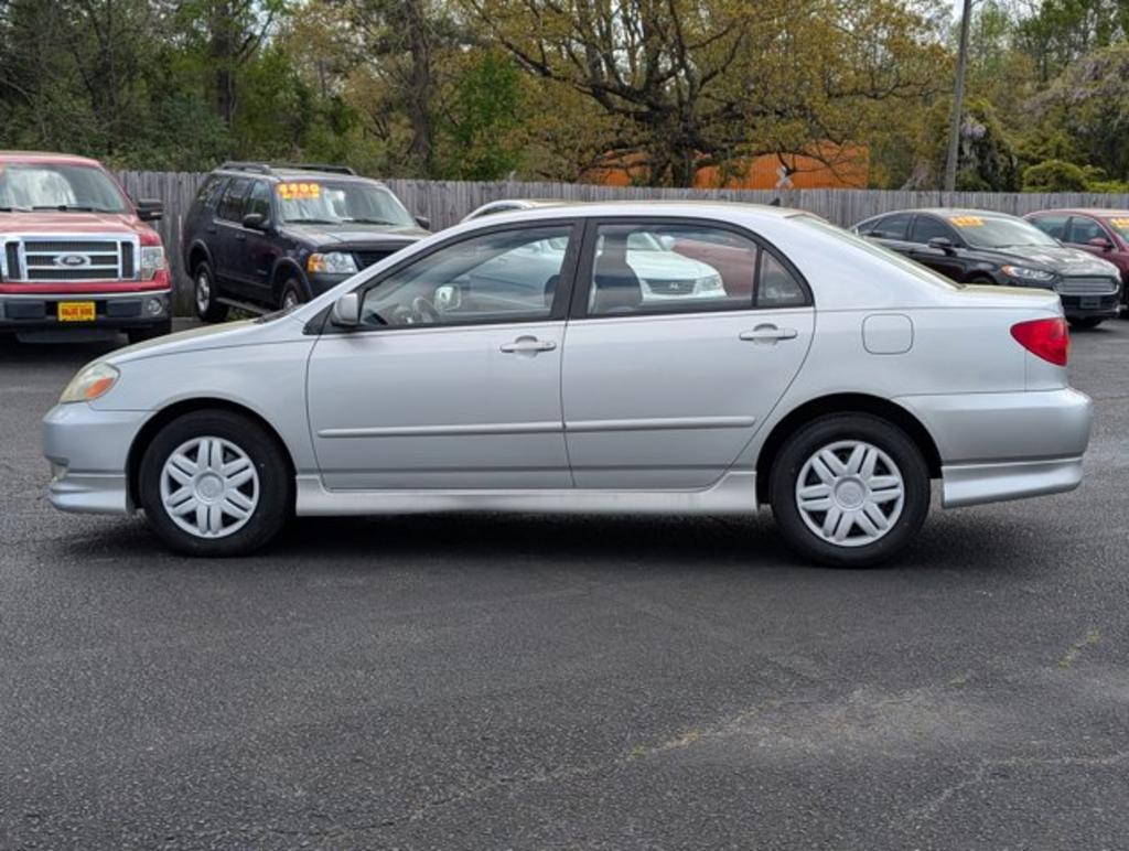 2003 Toyota Corolla CE photo