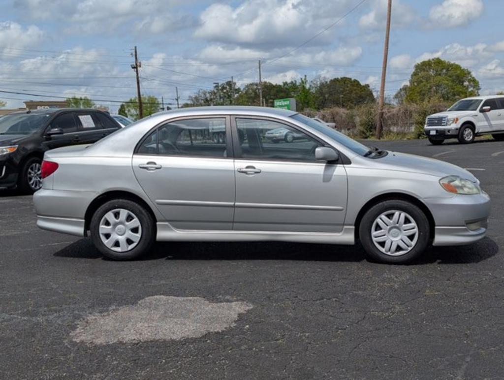 2003 Toyota Corolla CE photo