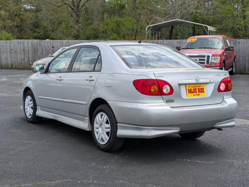 2003 Toyota Corolla CE photo