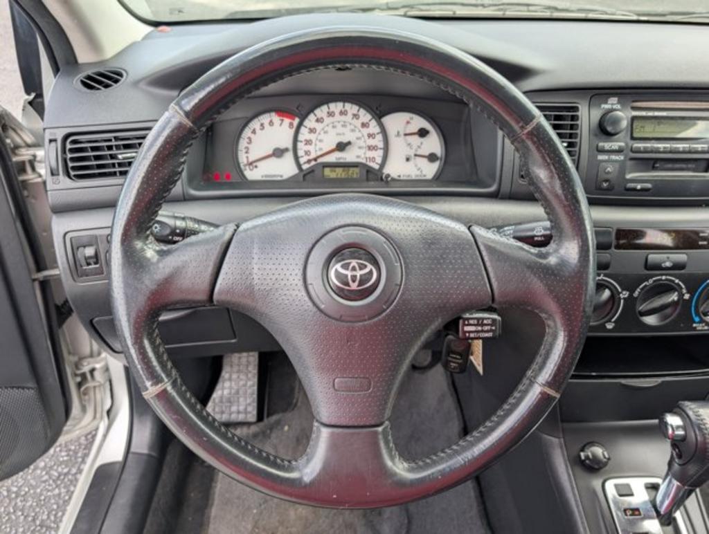 2003 Toyota Corolla CE photo