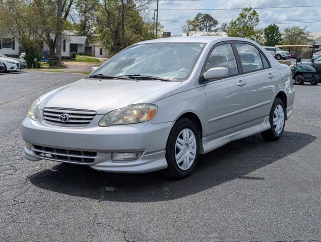 2003 Toyota Corolla CE photo