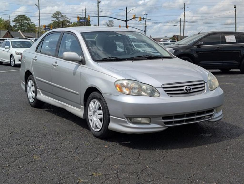 2003 Toyota Corolla CE photo