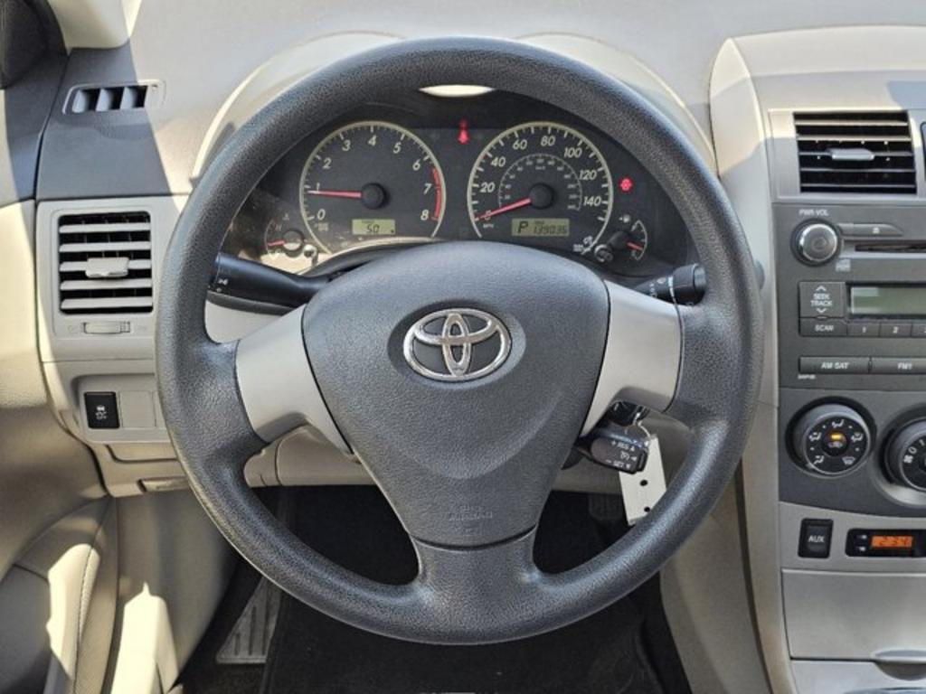 2011 Toyota Corolla photo