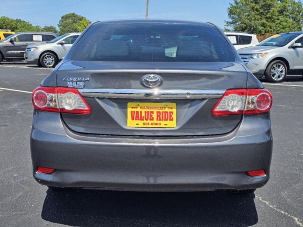 2011 Toyota Corolla photo