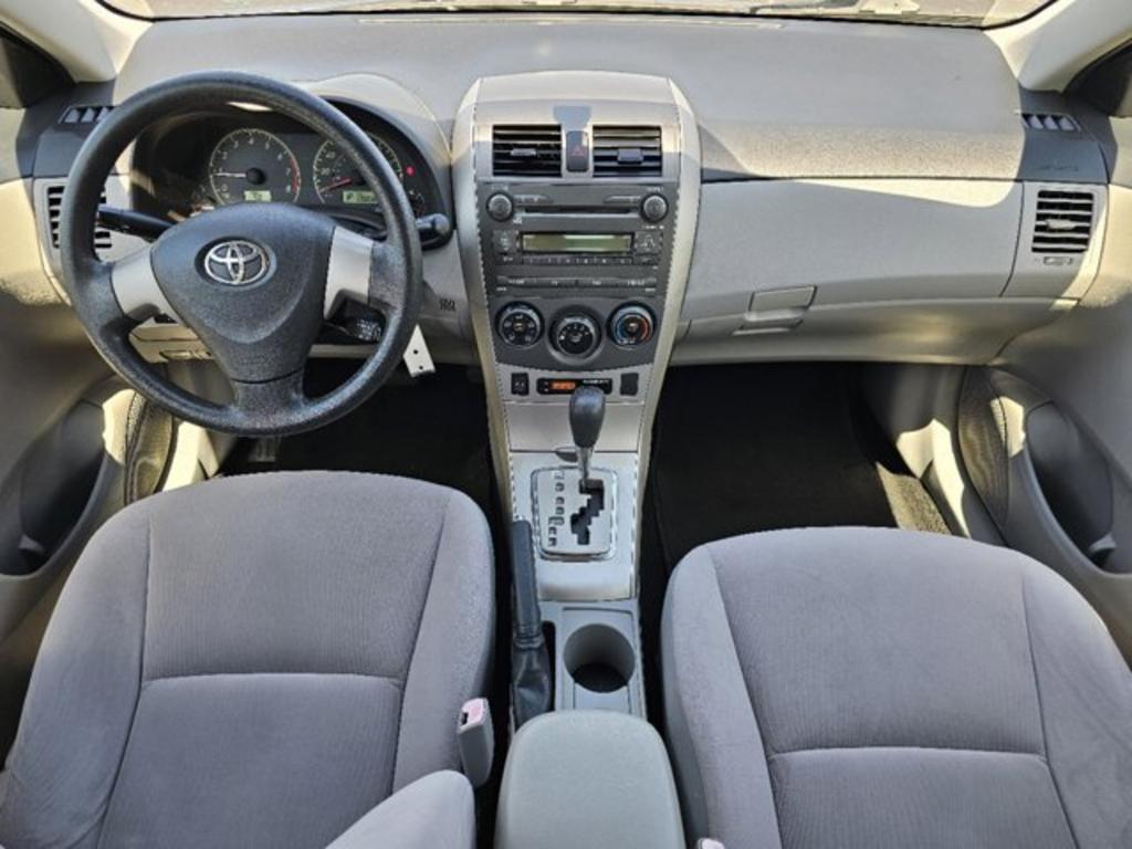 2011 Toyota Corolla photo