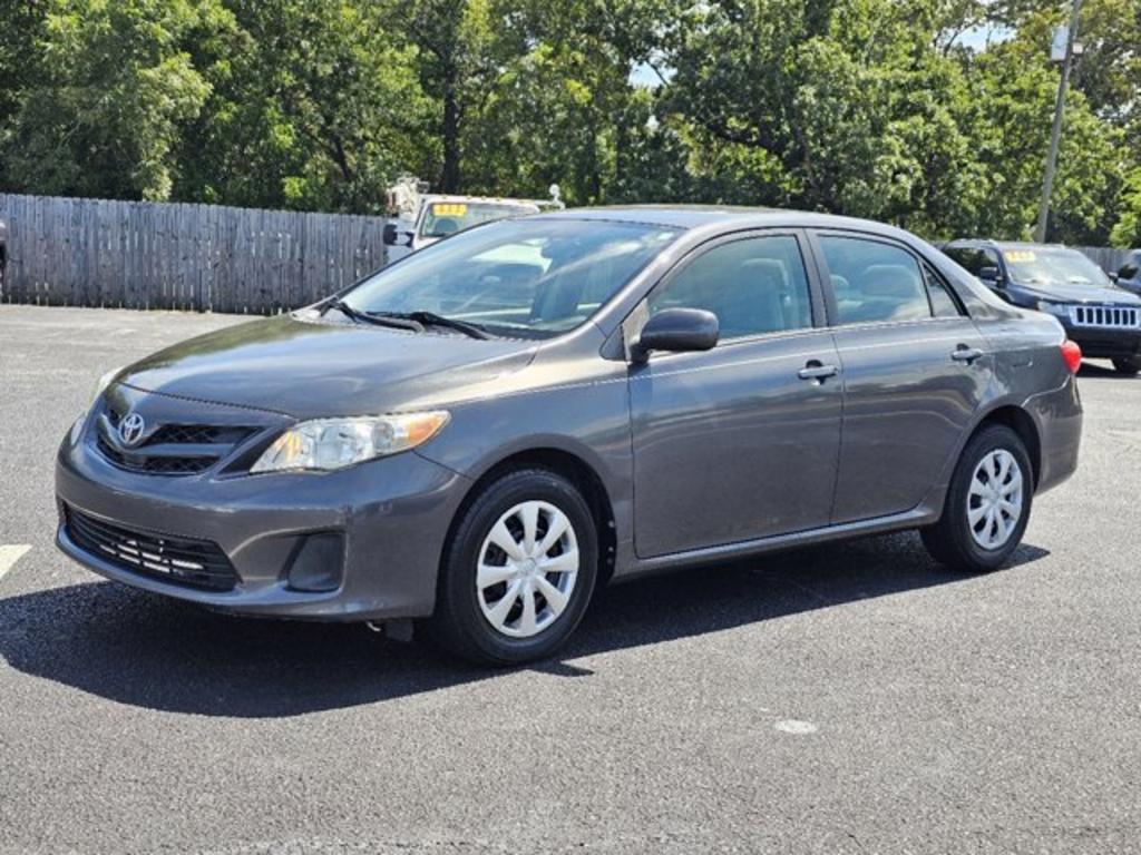 2011 Toyota Corolla photo