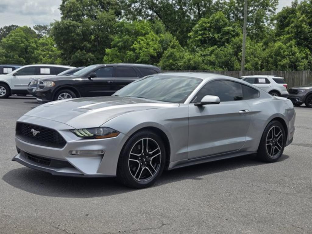 2020 Ford Mustang - $17,995
