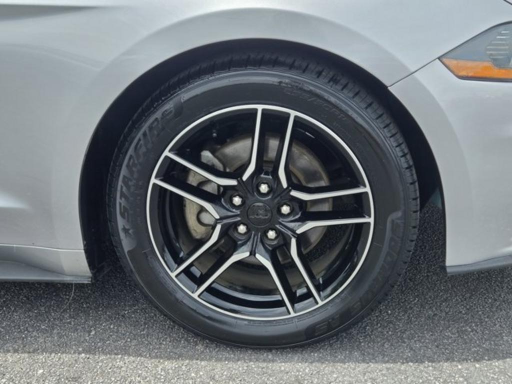 2020 Ford Mustang - $17,995