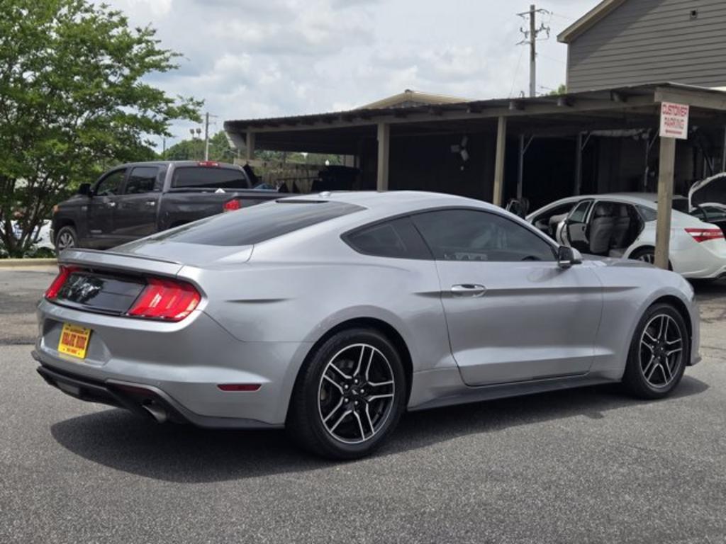2020 Ford Mustang - $17,995
