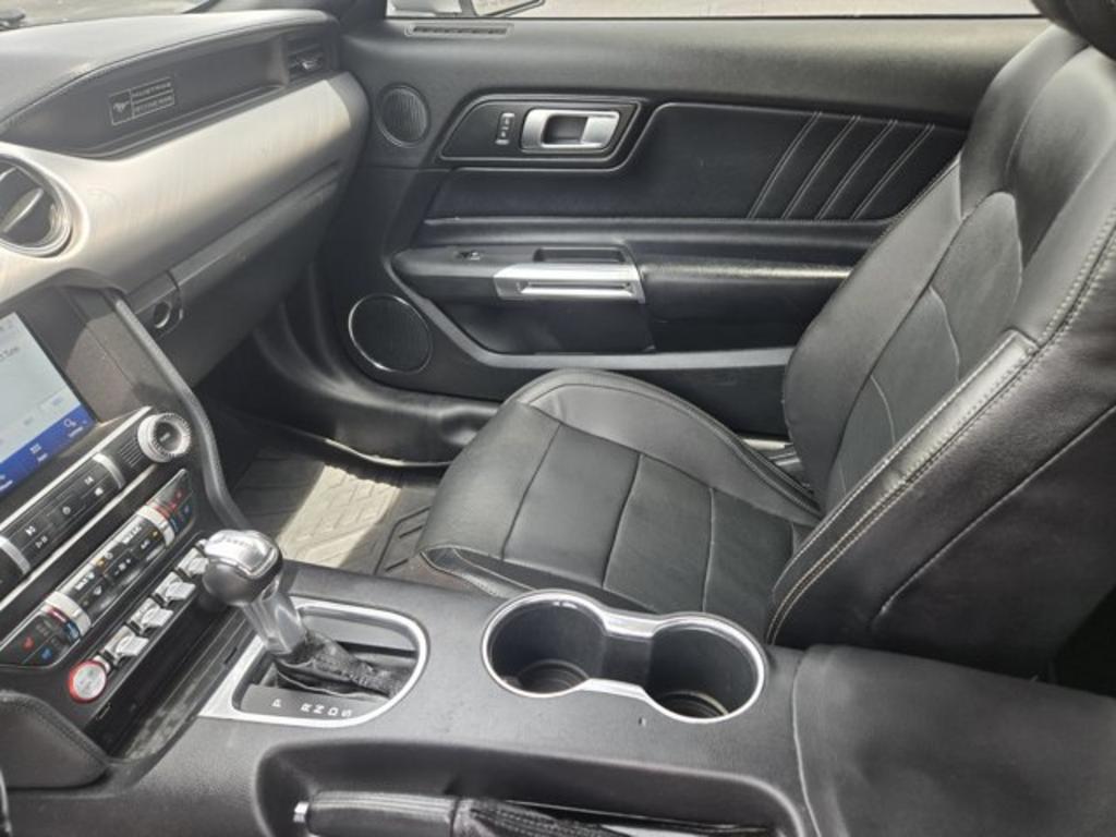 2020 Ford Mustang - $17,995