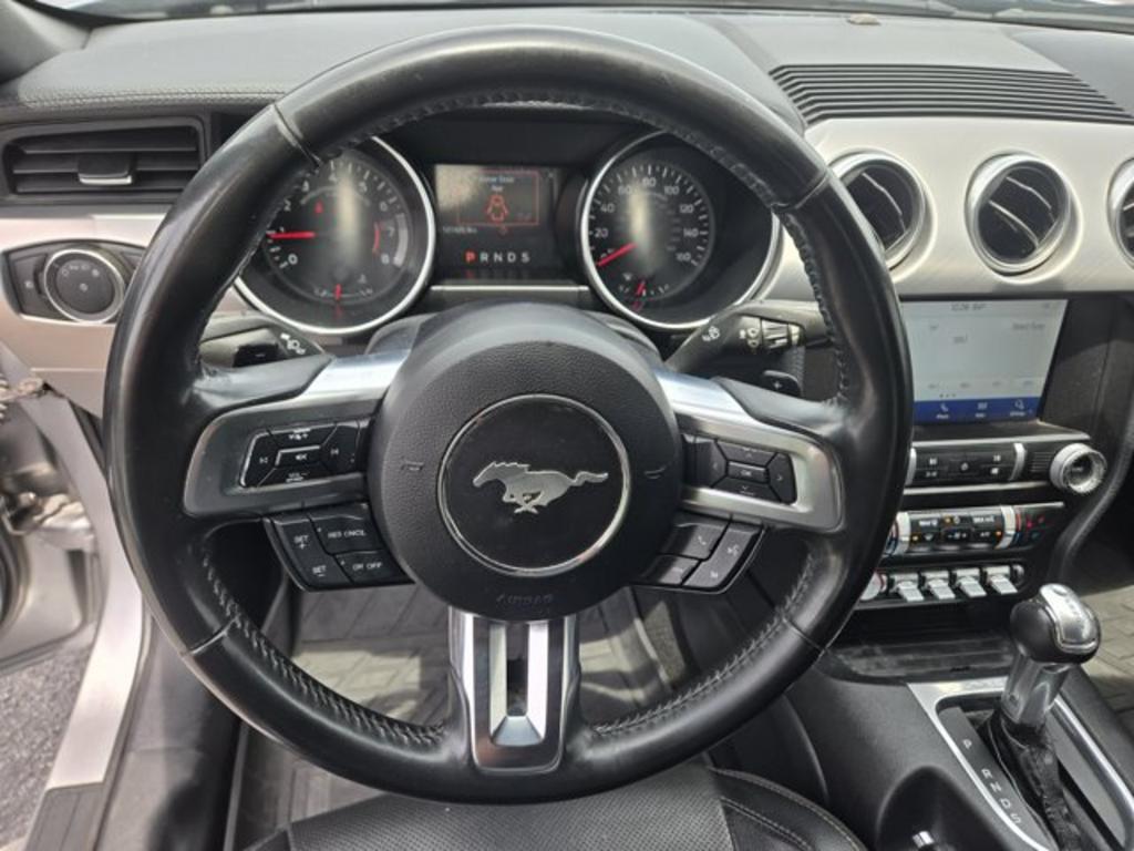 2020 Ford Mustang - $17,995
