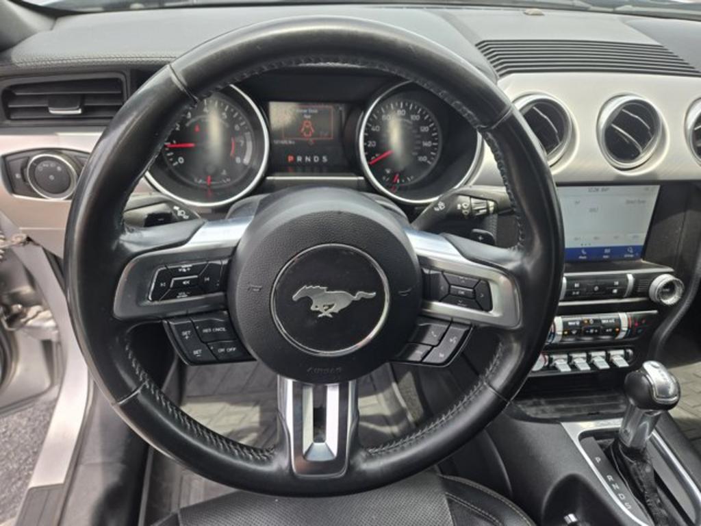 2020 Ford Mustang - $17,995