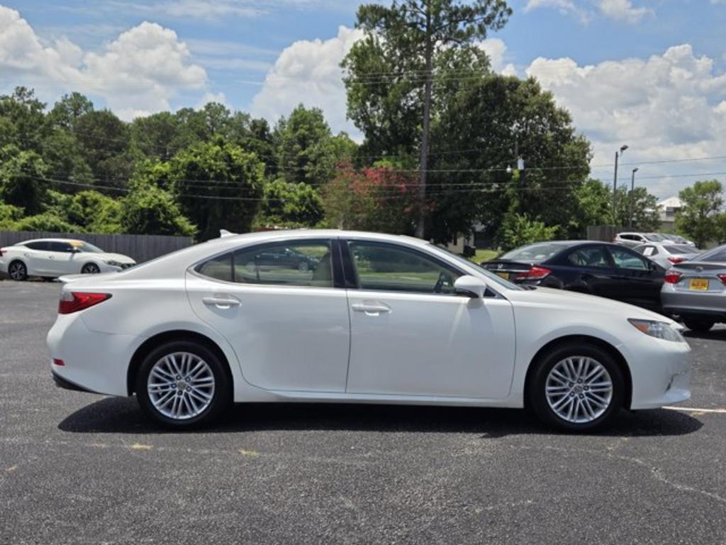 2014 Lexus ES - $14,995