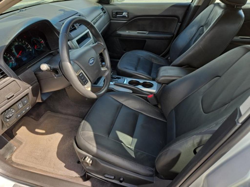 2010 Ford Fusion SEL photo