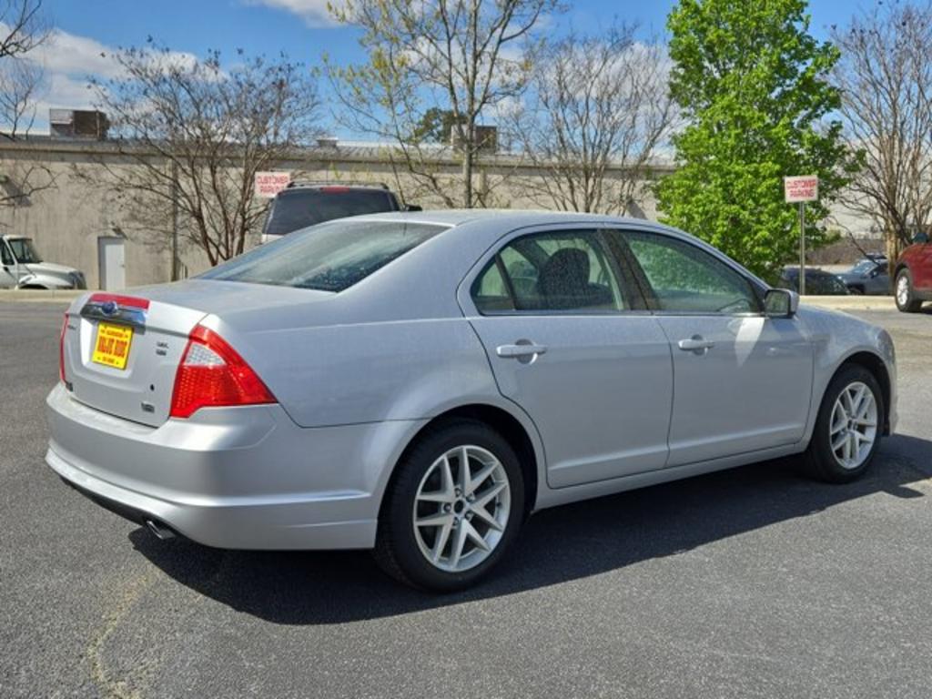 2010 Ford Fusion SEL photo