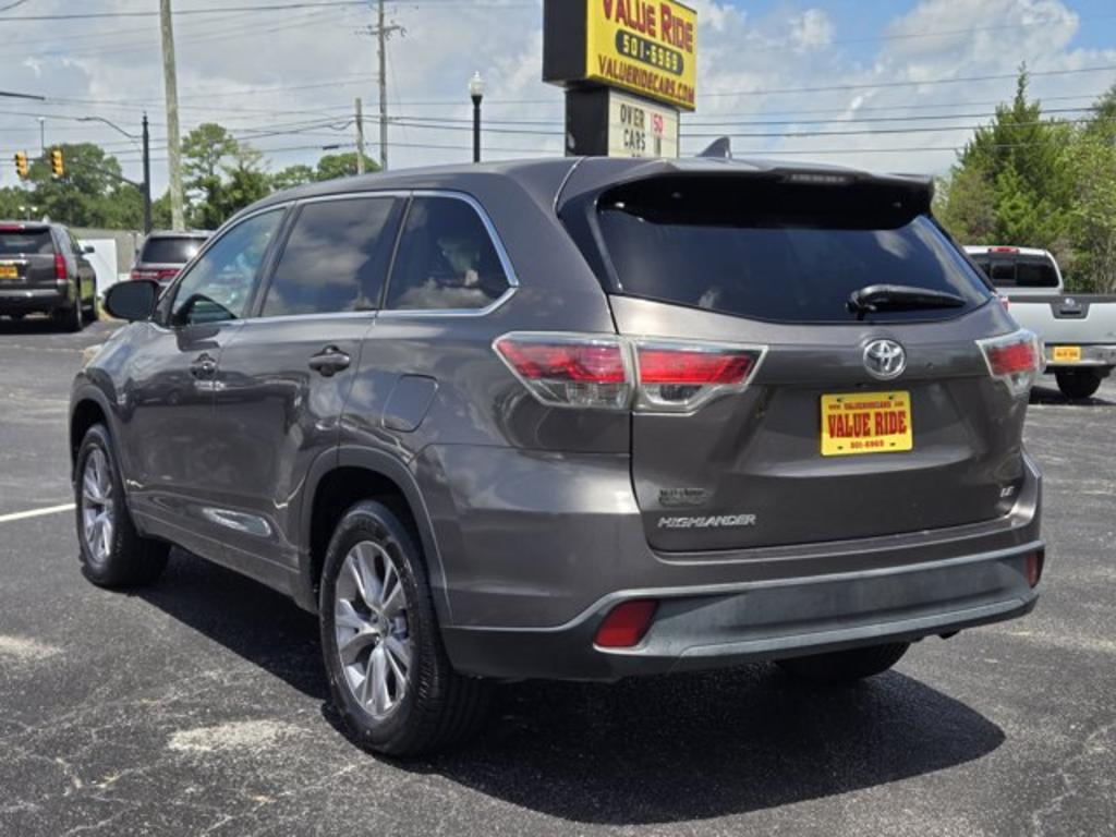 2016 Toyota Highlander - $16,995