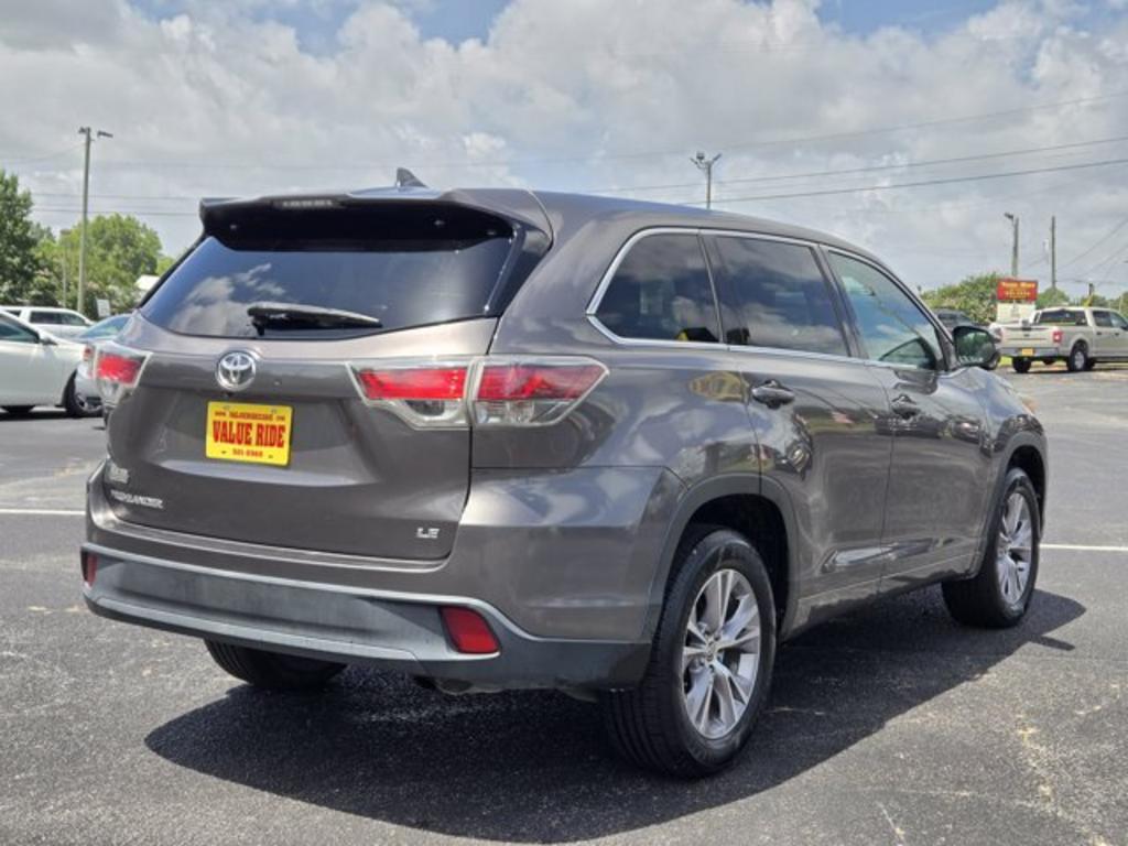 2016 Toyota Highlander - $16,995