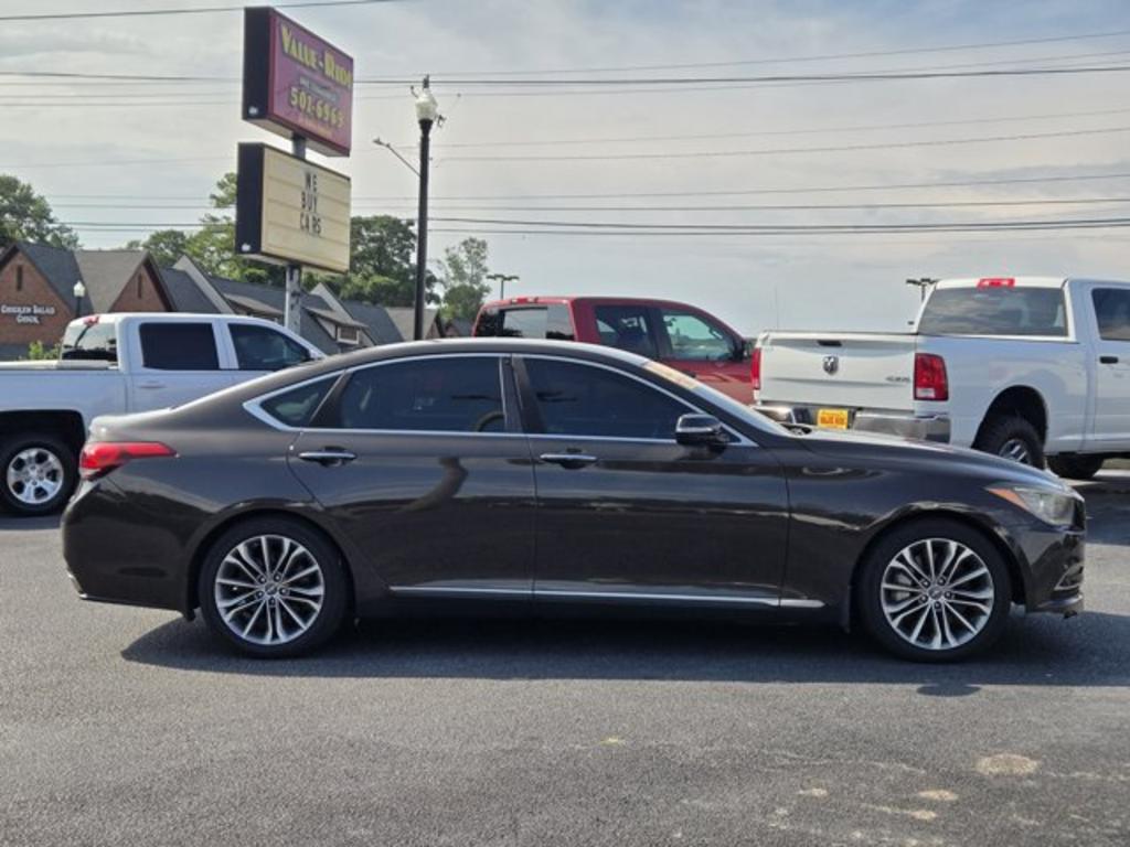 2016 Hyundai Genesis - $11,995