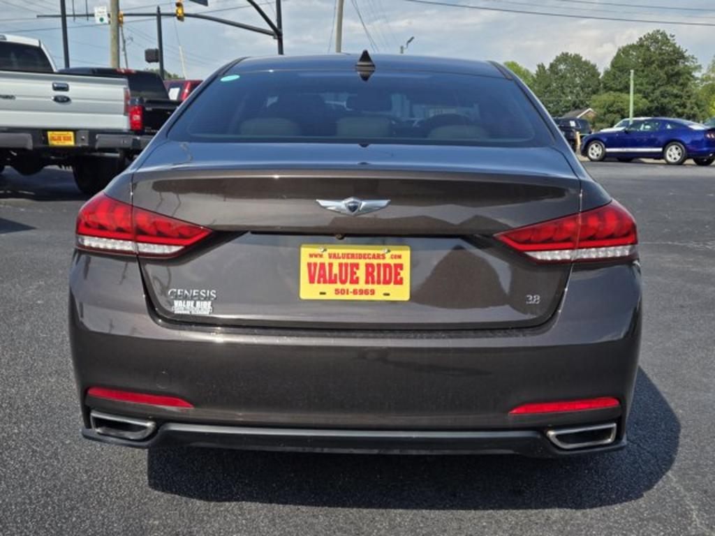 2016 Hyundai Genesis - $11,995