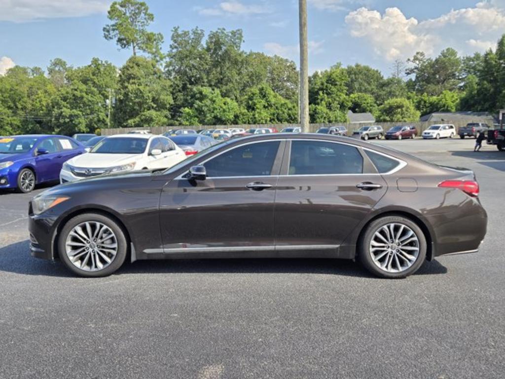 2016 Hyundai Genesis - $11,995