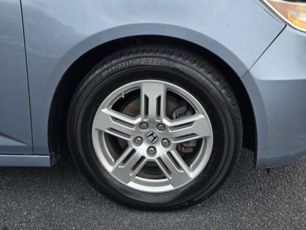 2012 Honda Odyssey - $11,995
